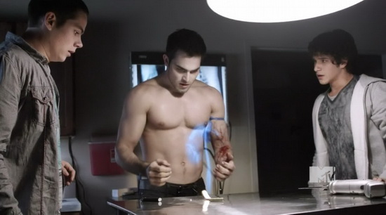 Tyler Hoechlin Shirtless and Sexy