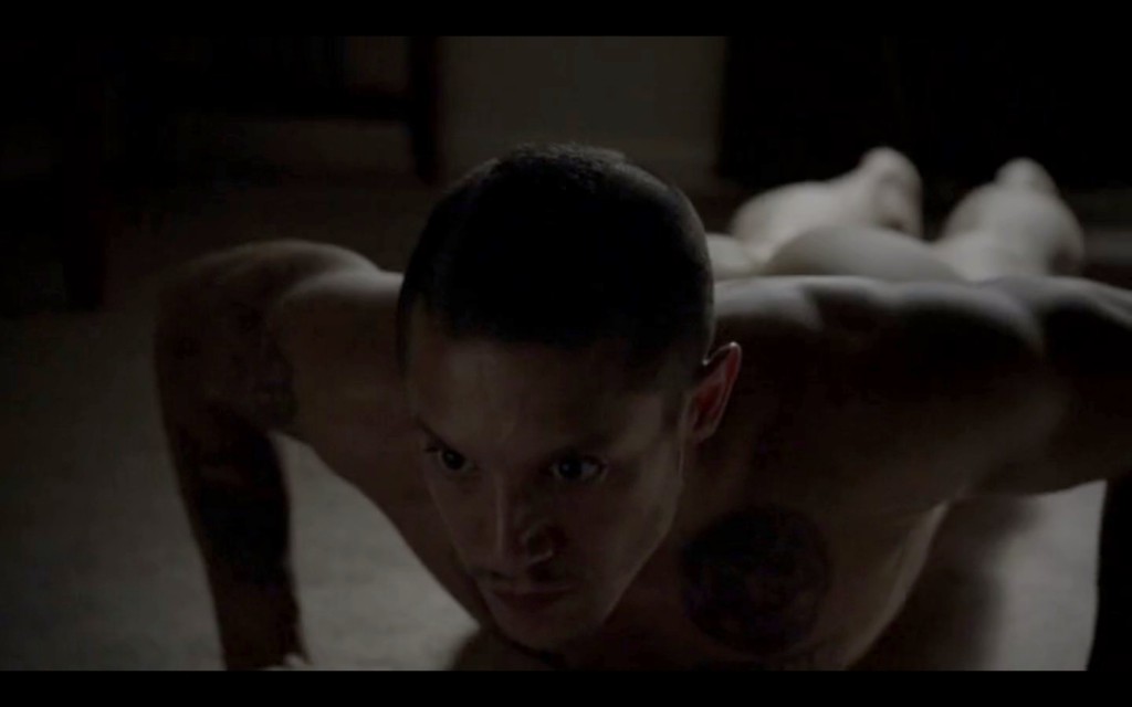 Theo Rossi Gets Nude On SOA
