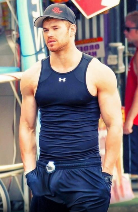 Kellan Lutz Bulge