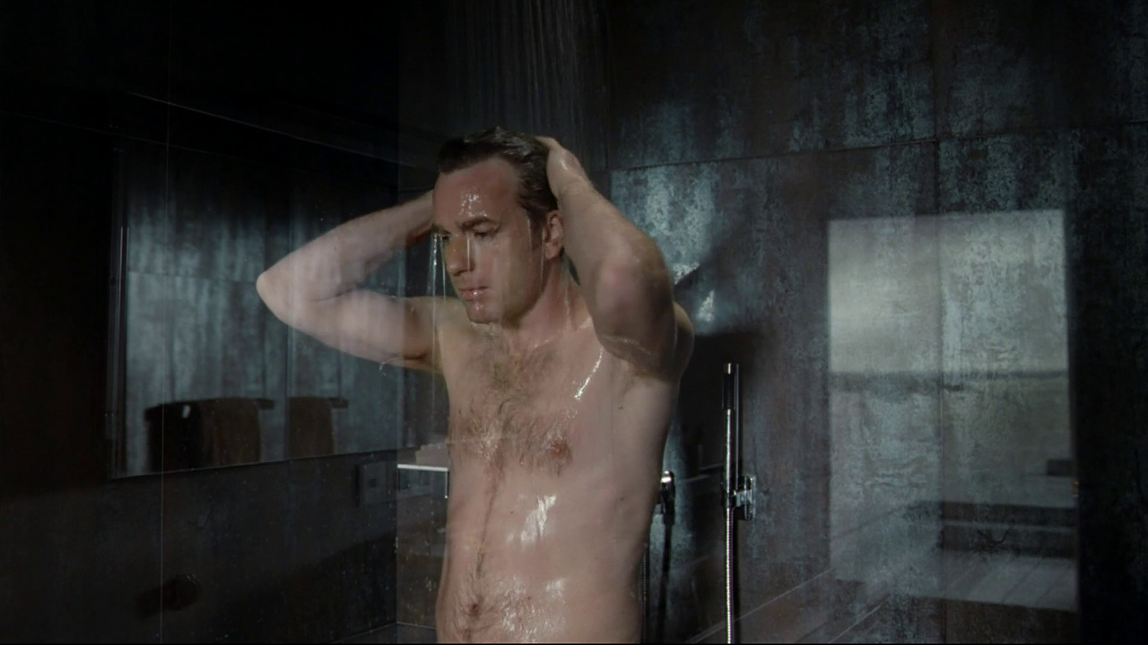 ewan-mcgregor-shirtless-hairy.png