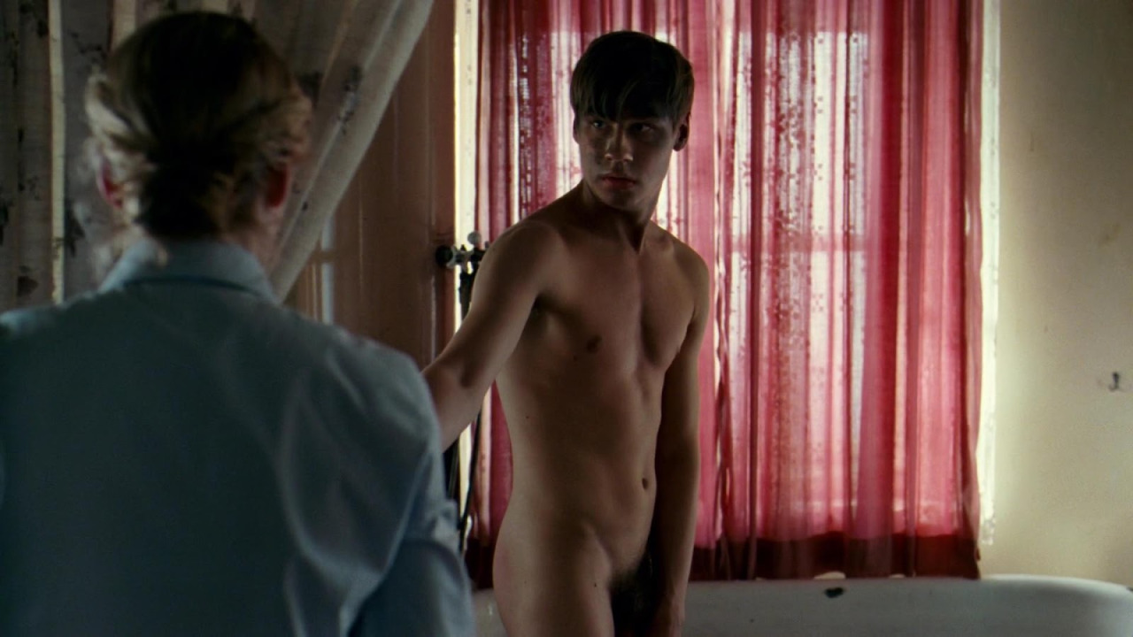 Naked male celebrities in movies