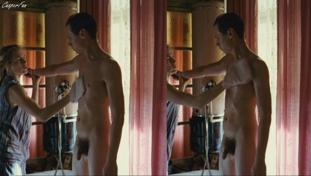 David Kross Deleted Nude Scene.